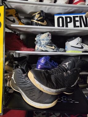 🔥 Nike Air Jordan Men Size 13 Super.Fly Black Basketball Shoes with Gum Sole